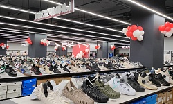 Освещение магазина одежды и обуви Star City