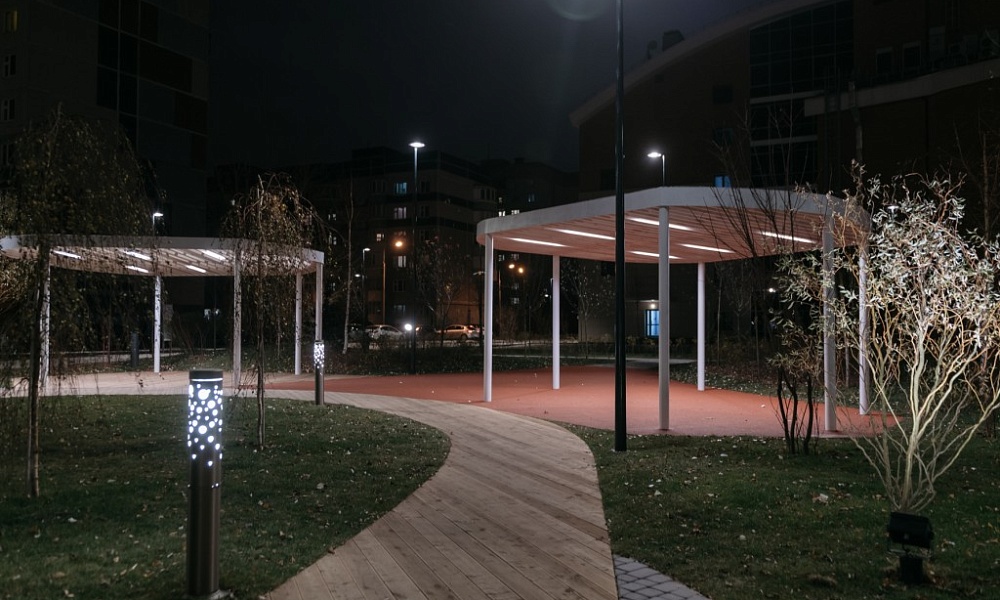 Бульвар «Белые цветы»