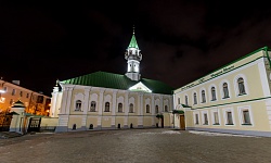 Архитектурная подсветка мечети Аль-Марджани