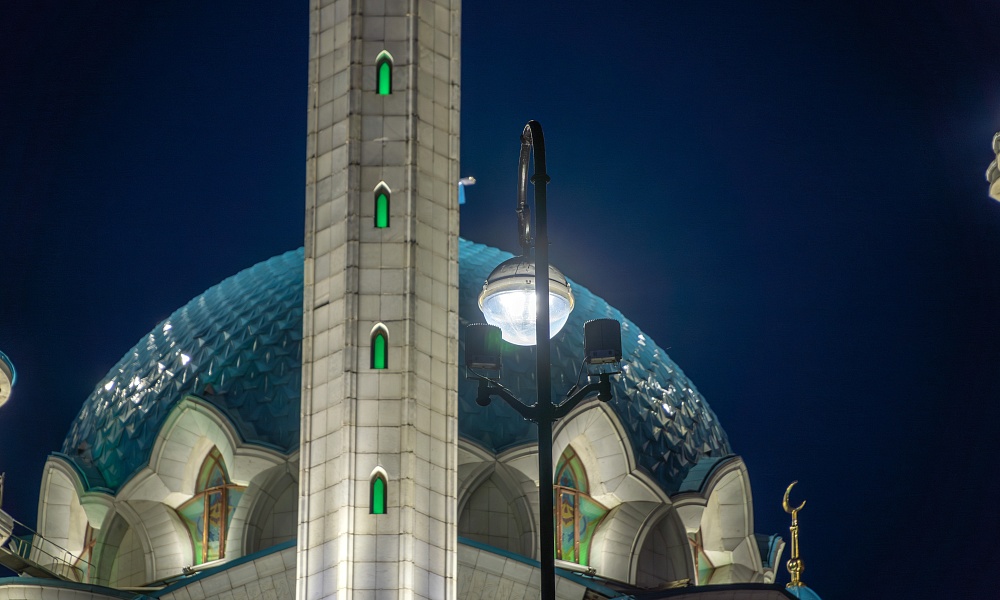 Освещение стен Казанского Кремля