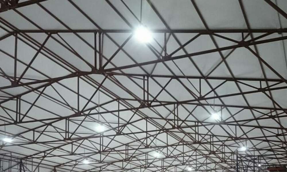 Освещение складского комплекса промышленно-торговой компания по продаже сантехнического оборудования