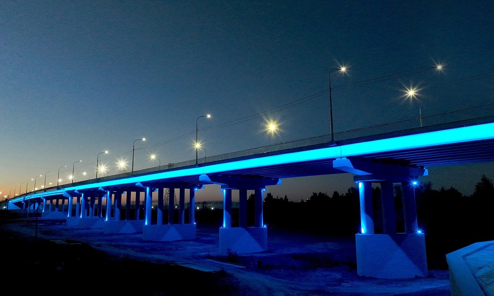 Подсветка моста через реку Ардым