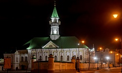 Архитектурная подсветка мечети Аль-Марджани