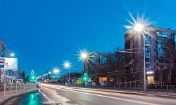 Освещение улицы Максимова