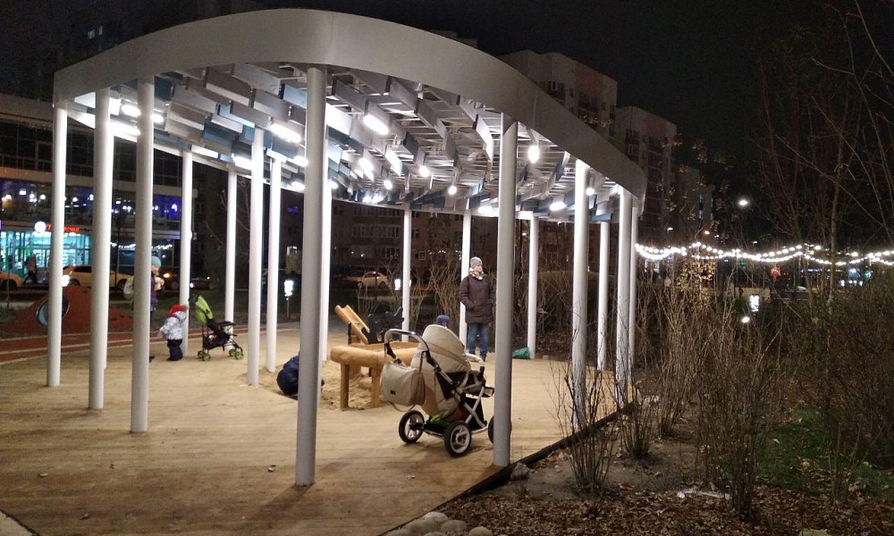 Бульвар «Белые цветы»