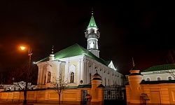 Архитектурная подсветка мечети Аль-Марджани