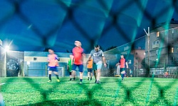 Футбольный стадион